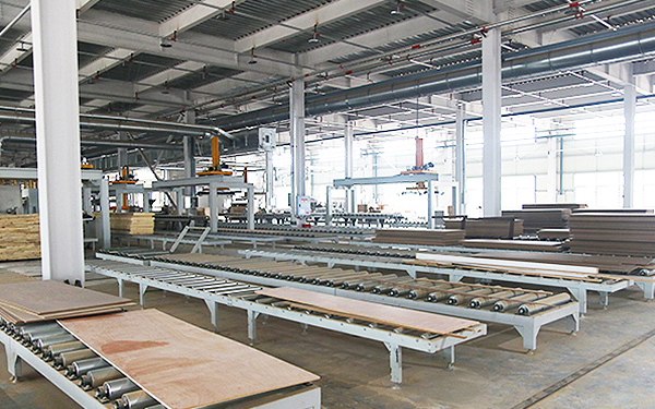 重庆柯叶木门：先进生产设备9